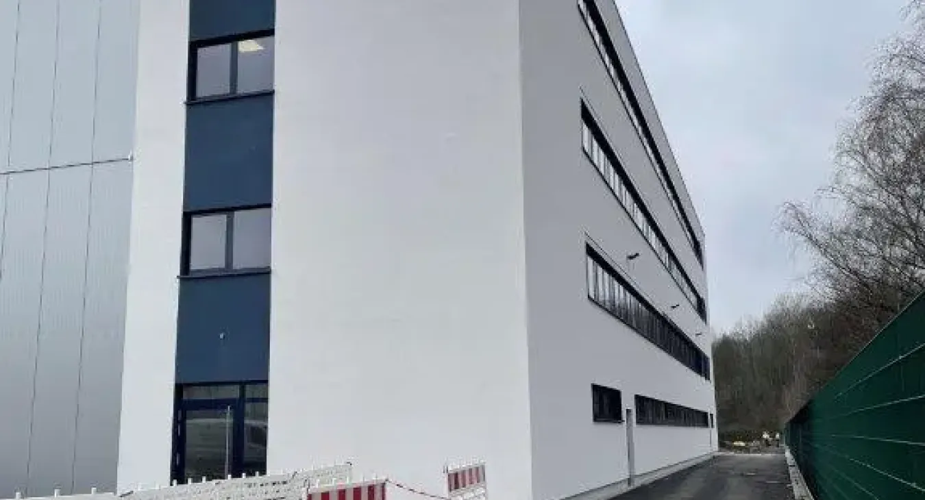 Außenputz (Wärme Dämmverbund System + Mineralwolle Dämmung) Lagerhalle in Bergkamen